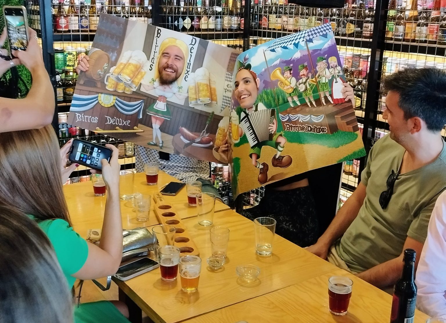 cerveceria-birras-deluxe-malaga-cata-en-grupo